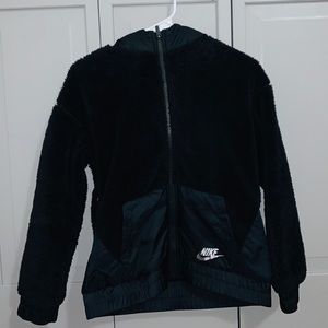 Nike fuzzy hoodie!!